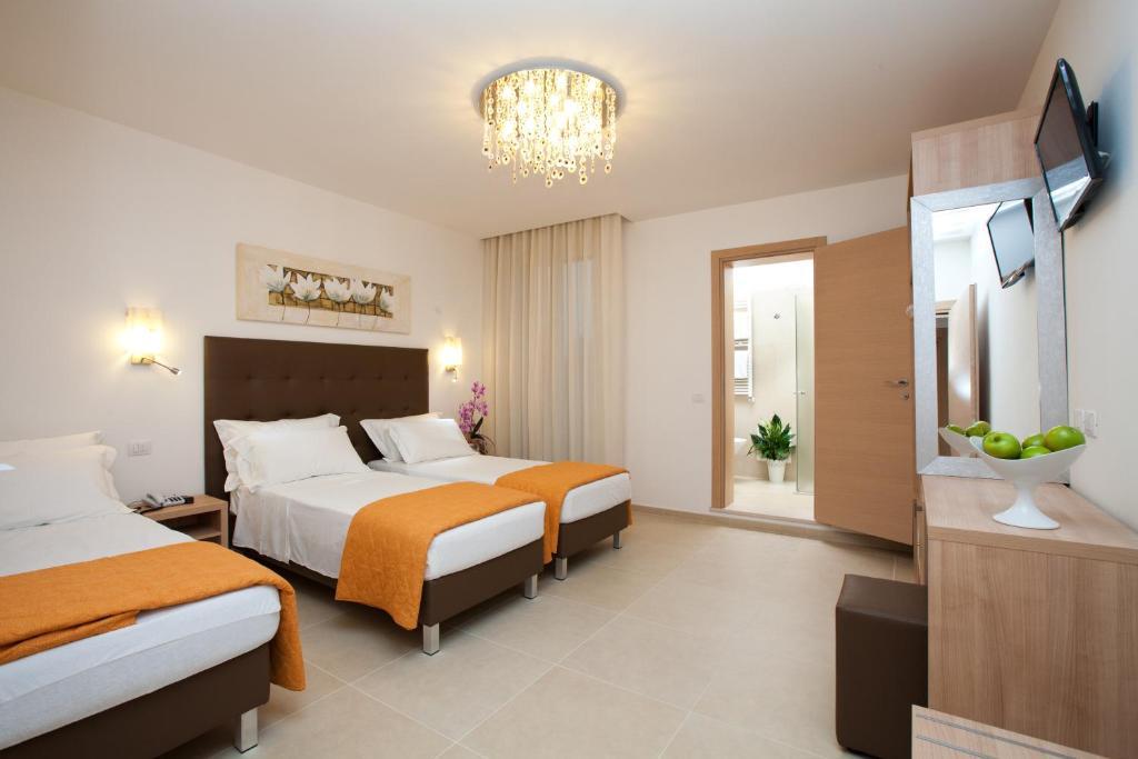 Hotel Ristorante Cesare Savignano sul Rubicone Habitación foto